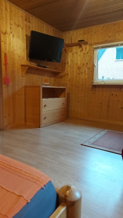 Ferienhaus In Geesthacht-tesperhude Direkt Am Waldrand *