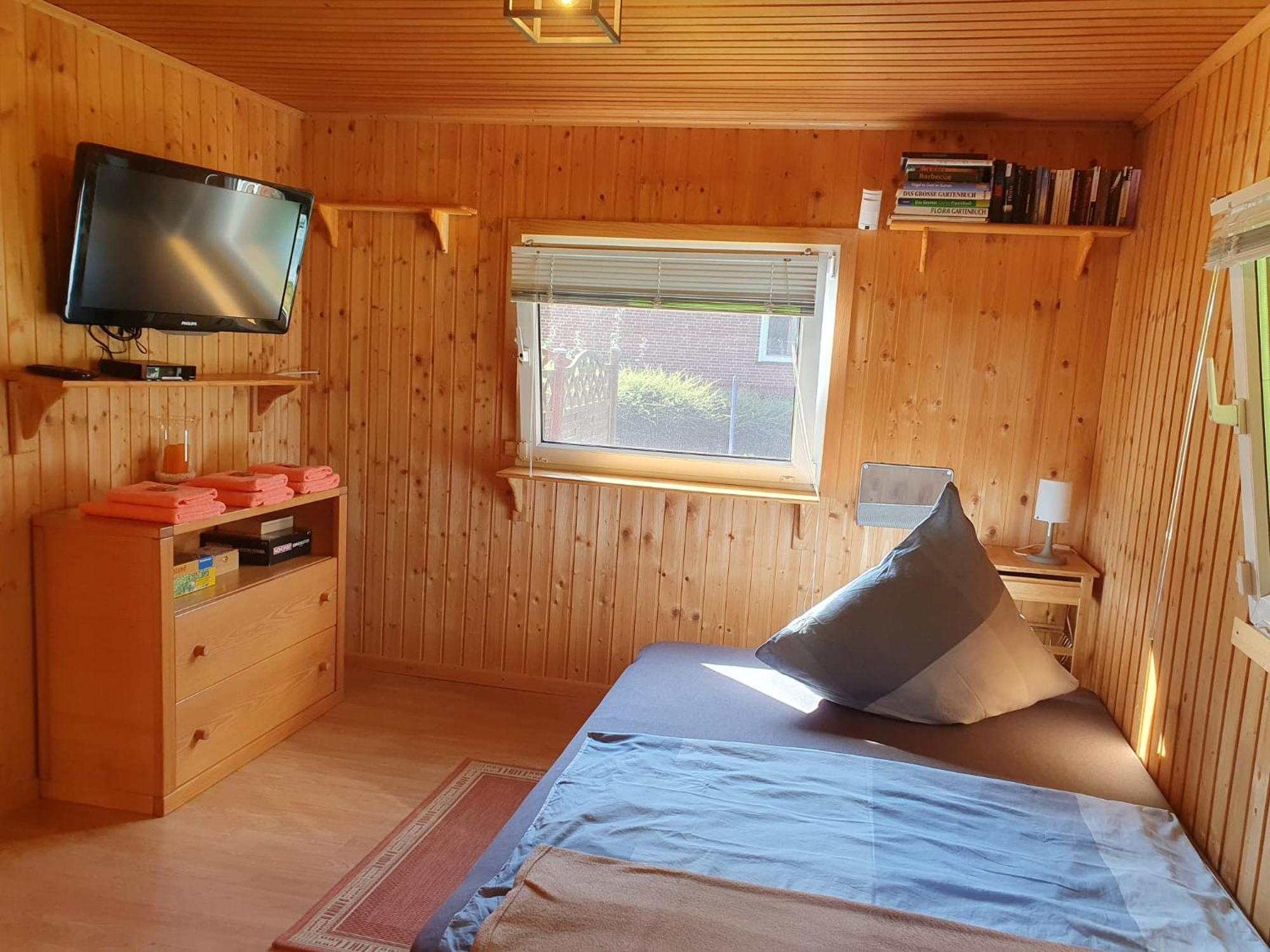 In Geesthacht-tesperhude Direkt Am Waldrand *